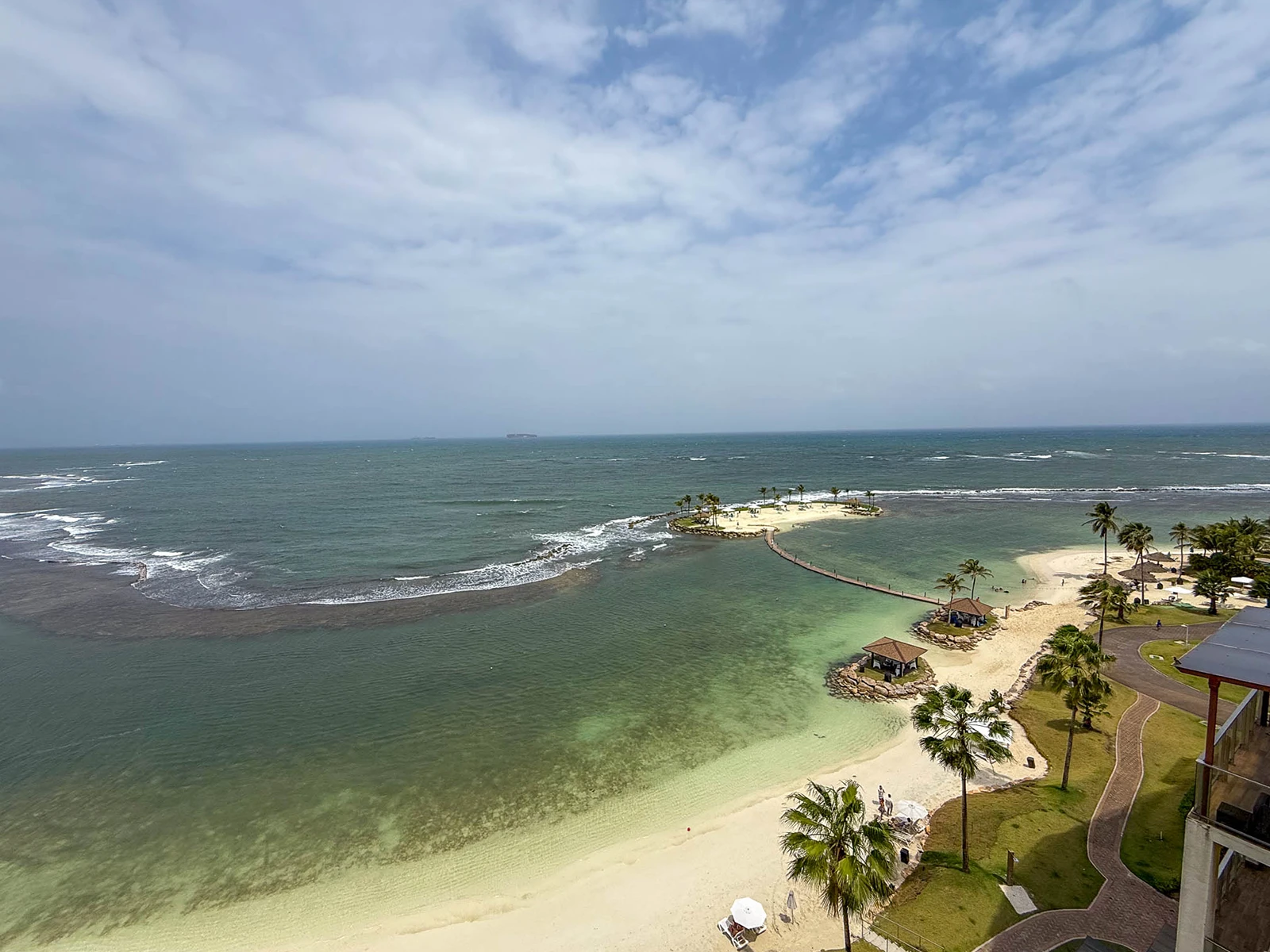 32 private real estate